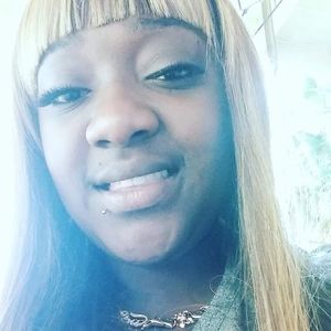 Meet your Posher, Candi